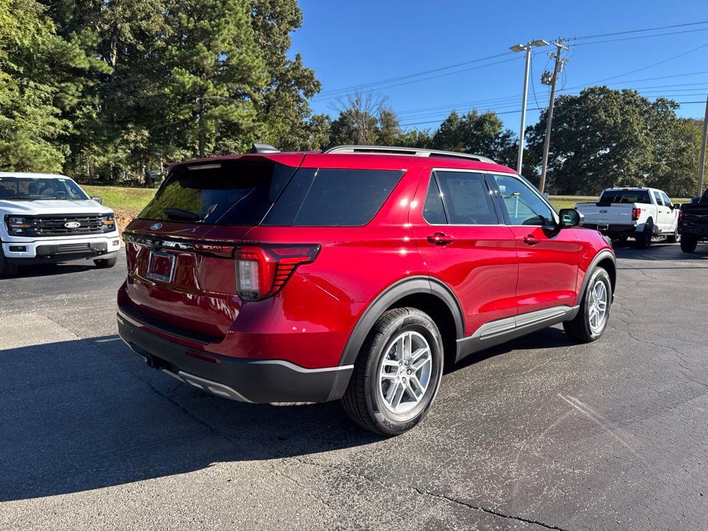 New 2027 Ford Explorer Active w/ Active Comfort Package AWD/4WD image 3