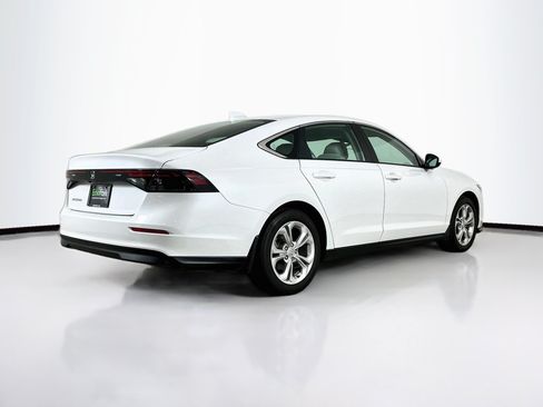 Used 2025 Honda Accord LX image 9