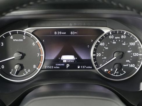Used 2025 Nissan Rogue SV FWD image 25
