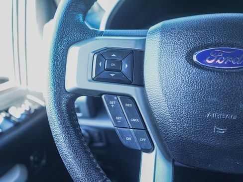 Used 2016 Ford F150 Lariat image 23