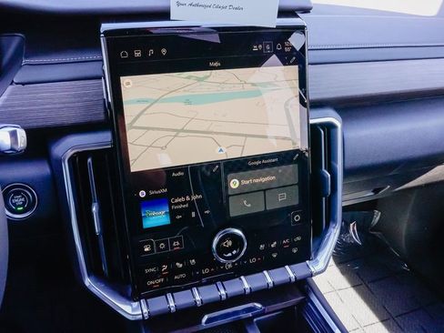 New 2026 GMC Acadia Denali w/ Super Cruise Package image 17