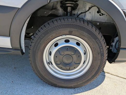 New 2025 Ford Transit 250 Low Roof image 10