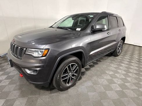 Used 2017 Jeep Grand Cherokee Trailhawk w/ Trailhawk Luxury Group AWD/4WD image 5