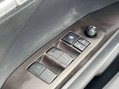 Certified 2021 Toyota Camry LE image 17