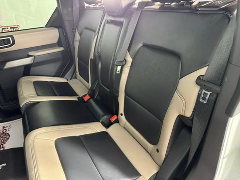 Used 2022 Ford Bronco Wildtrak AWD/4WD image 36