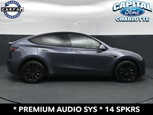 Used 2022 Tesla Model Y Long Range AWD/4WD image 8