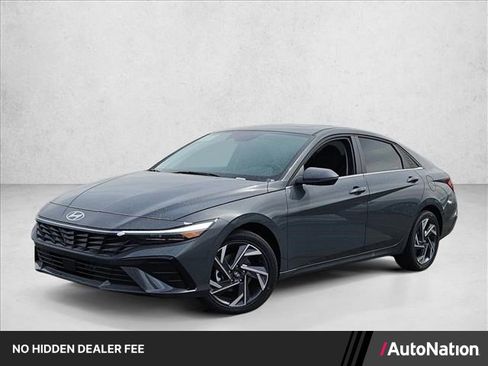 New 2026 Hyundai Elantra Limited FWD image 1