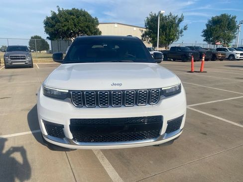 Used 2025 Jeep Grand Cherokee L Summit AWD/4WD image 2