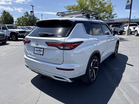 Used 2024 Mitsubishi Outlander SE AWD/4WD image 6