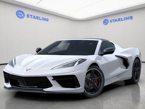 Used 2025 Chevrolet Corvette Stingray Coupe w/ 1LT image 8