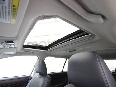 Used 2018 Subaru Outback 2.5i Limited image 25