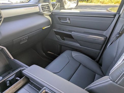 New 2026 Toyota Tundra Limited AWD/4WD image 17
