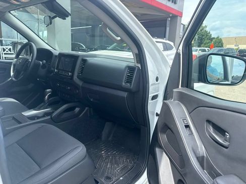 Used 2024 Nissan Frontier S w/ Technology Package RWD image 14