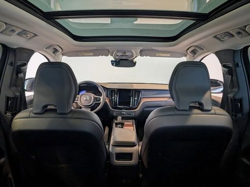 Used 2023 Volvo XC60 B5 Plus w/ Protection Package Premier image 31