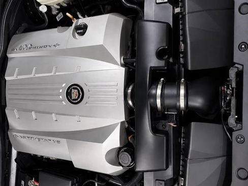 Used 2009 Cadillac XLR RWD image 29