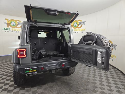 Used 2022 Jeep Wrangler Unlimited Sport AWD/4WD image 34