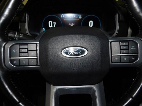 Used 2023 Ford F150 Lariat w/ Equipment Group 502A High image 29