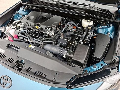 Certified 2025 Toyota Camry SE w/ Convenience Package image 27