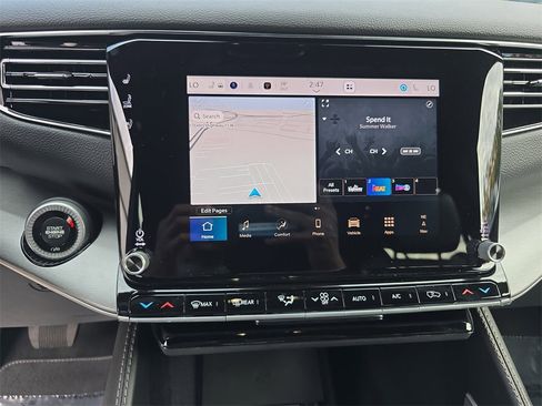 New 2025 Jeep Wagoneer L Series II image 21