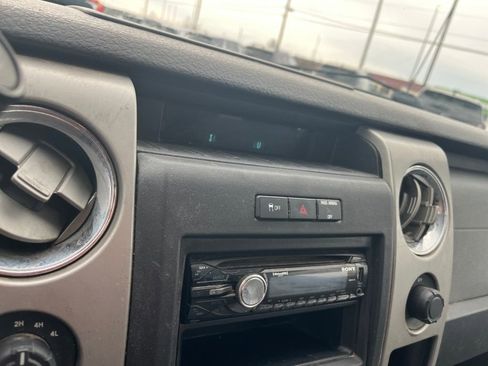 Used 2011 Ford F150 XLT w/ XLT Chrome Pkg image 14