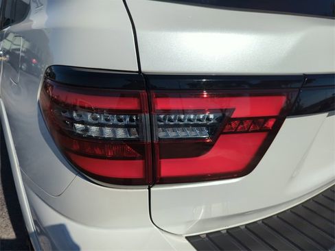 Certified 2023 Nissan Armada SL w/ Midnight Edition Package image 13