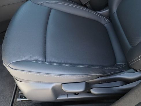 Certified 2024 Buick Encore GX Sport Touring FWD image 22