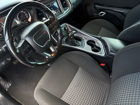 Used 2021 Dodge Challenger GT w/ Driver Convenience Group image 15