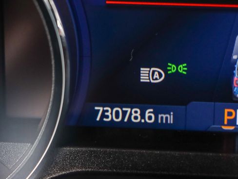 Used 2022 Ford Expedition Limited image 17