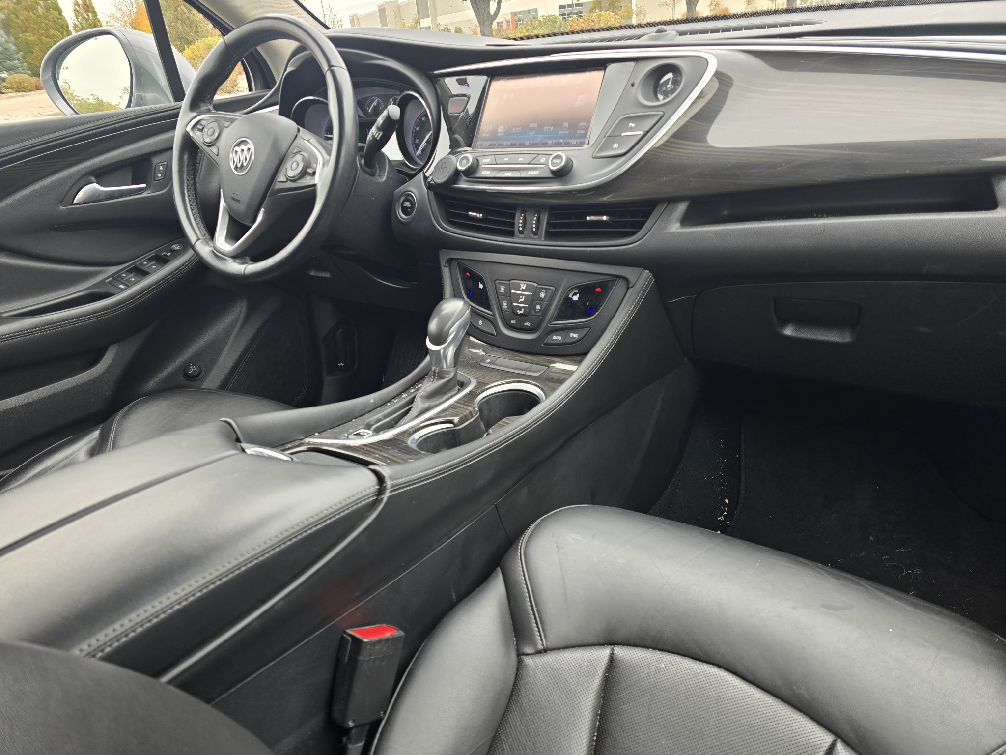 Used 2020 Buick Envision Essence AWD/4WD image 27