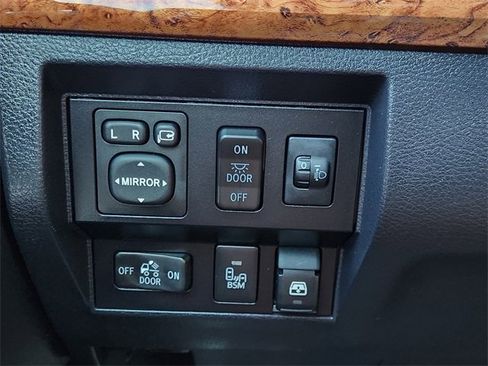Used 2017 Toyota Tundra 1794 Edition AWD/4WD image 22