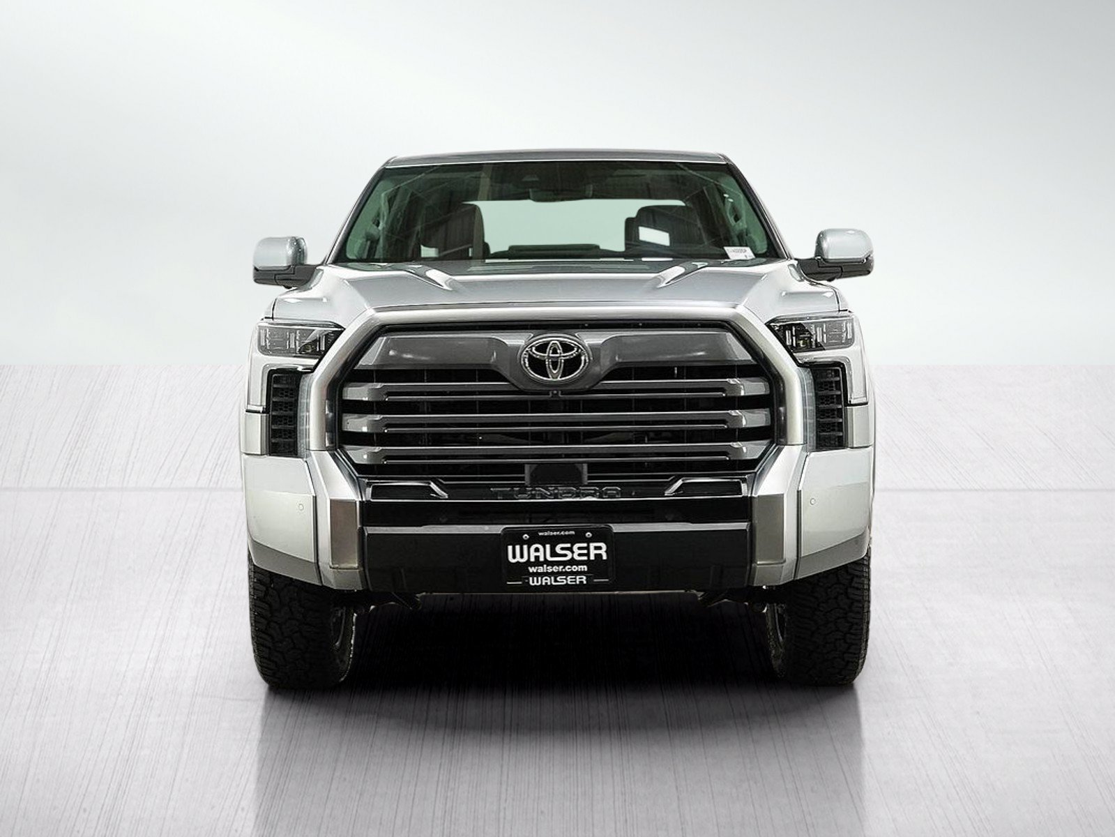 Used 2024 Toyota Tundra Limited AWD/4WD image 11