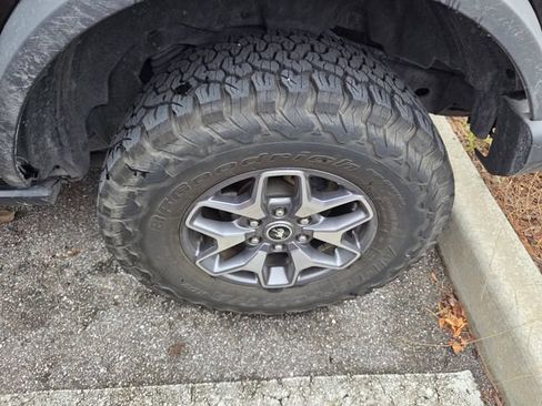 Used 2021 Ford Bronco Badlands AWD/4WD image 5