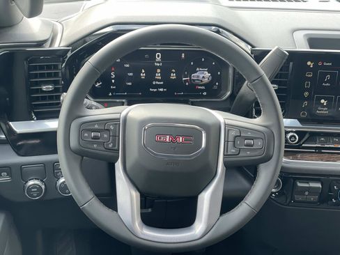 New 2026 GMC Sierra 1500 SLE w/ Preferred Package image 10