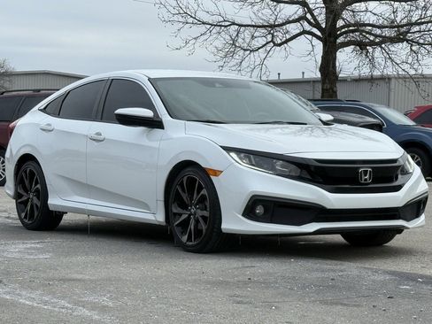 Used 2019 Honda Civic Sport image 10