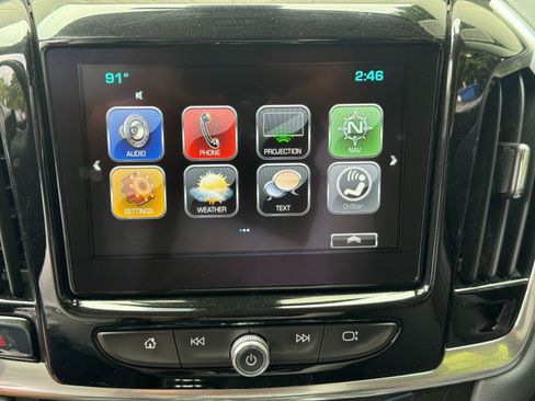 Used 2019 Chevrolet Traverse Premier AWD/4WD image 27
