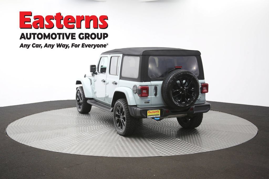 Used 2024 Jeep Wrangler Unlimited Sahara w/ Technology Group AWD/4WD image 65