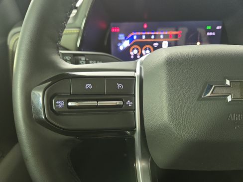 Certified 2024 Chevrolet Colorado ZR2 w/ ZR2 Convenience Package III image 15