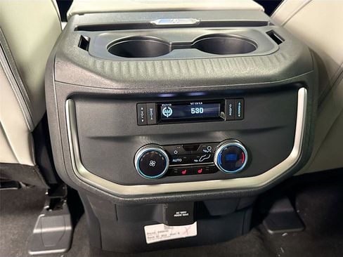 New 2026 Ford Expedition Platinum image 26