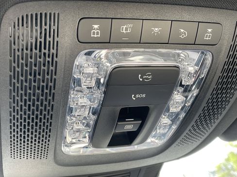 Certified 2025 Mercedes-Benz GLS 450 4MATIC image 38