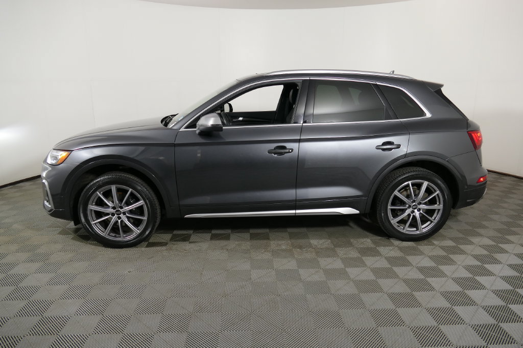 Used 2023 Audi SQ5 Prestige AWD/4WD image 6