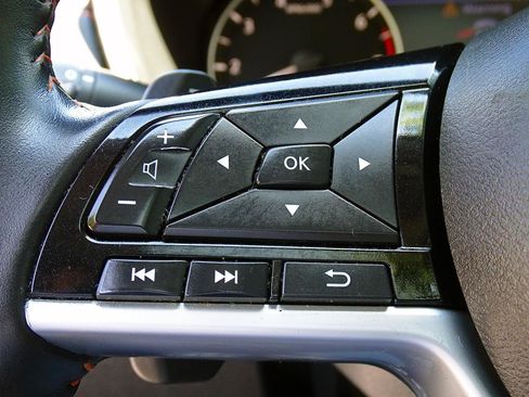 Used 2020 Nissan Altima 2.5 SR w/ Premium Package FWD image 21