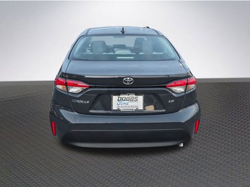 Used 2026 Toyota Corolla LE image 6