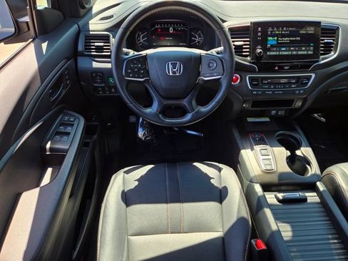 Certified 2023 Honda Passport TrailSport image 15