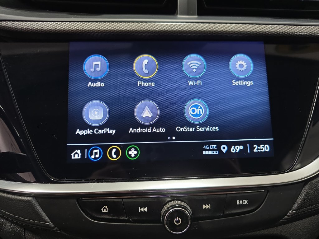 Used 2023 Buick Encore GX Preferred w/ Cold Weather Comfort Package AWD/4WD image 21