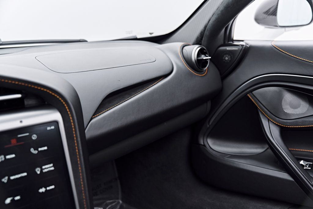 Used 2025 McLaren 750S Spider RWD image 75