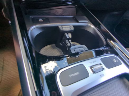 Used 2024 Mercedes-Benz EQB 250+ image 8