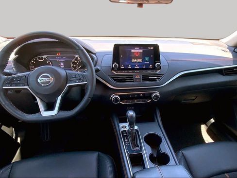Used 2022 Nissan Altima 2.5 SR FWD image 16