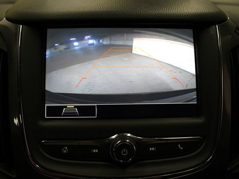 Used 2019 Chevrolet Cruze LT FWD image 18