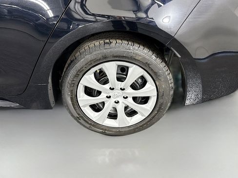 Used 2026 Toyota Corolla LE image 36