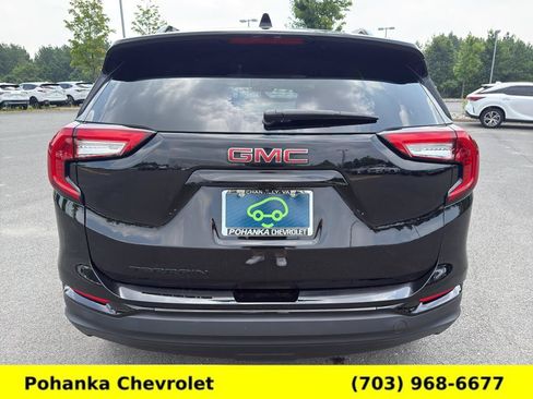 Used 2024 GMC Terrain SLT w/ Elevation Edition FWD image 6